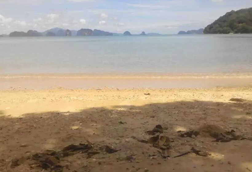 Suntisook Resort