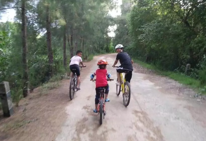 Suntisook Resort