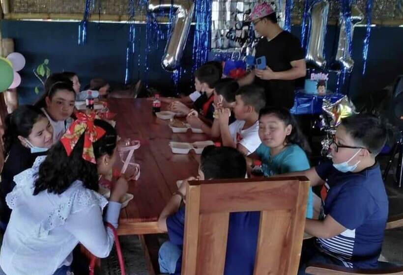 هتل H & R Ranch Resort