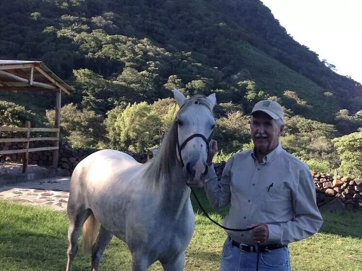 هتل H & R Ranch Resort