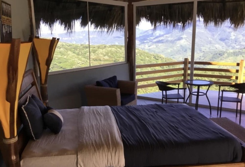 هتل H & R Ranch Resort