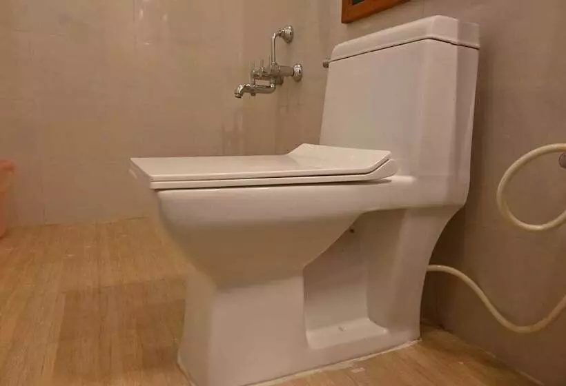 Hotelli Placid Garden Resort