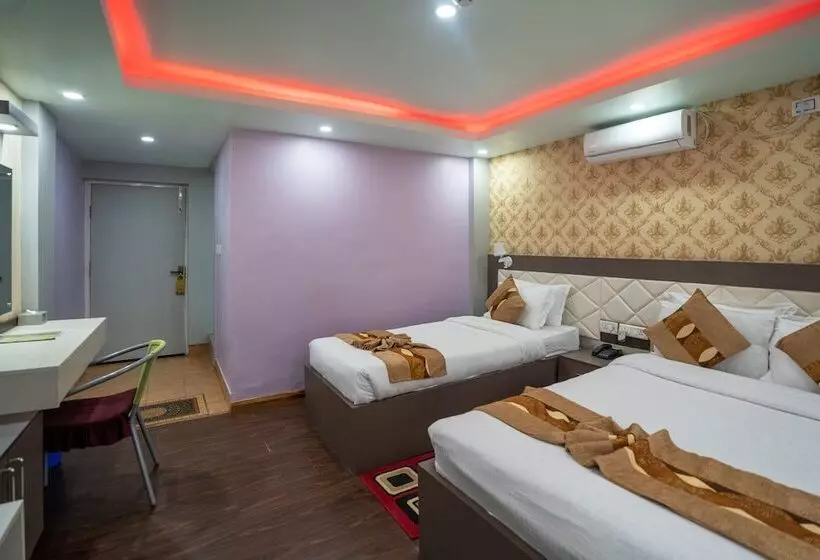 هتل Avocado And Orchid Resort