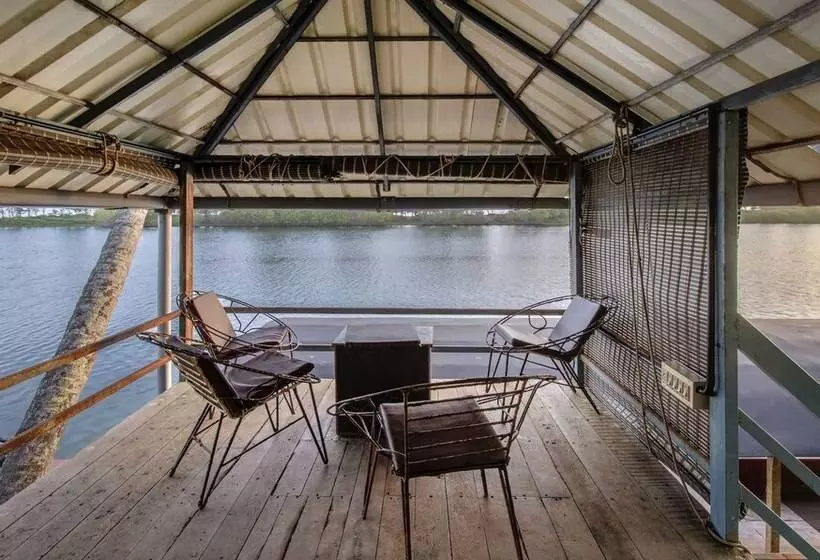 Hotelli Treebo Majestic Retreat