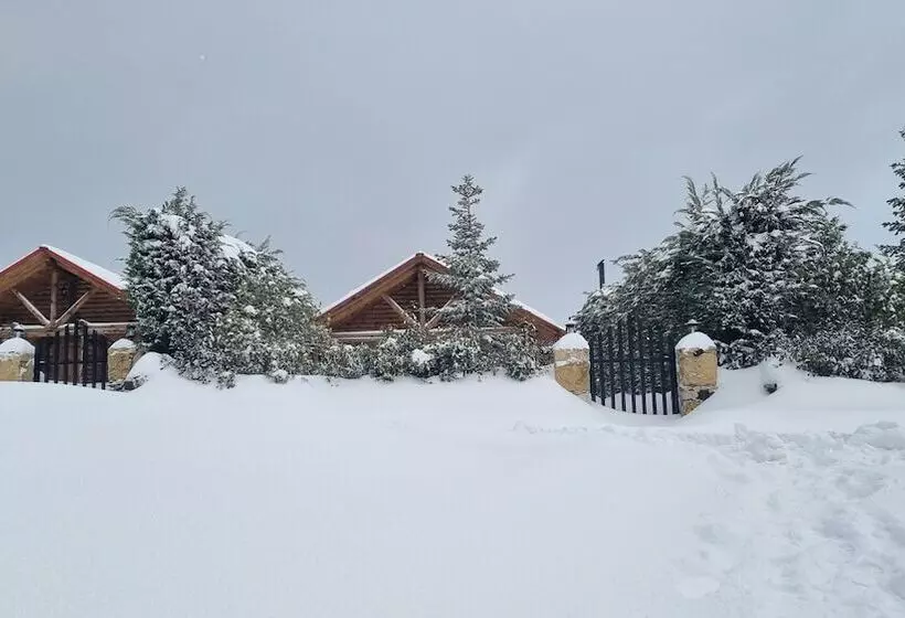 Wood Hills Hotel & Resort