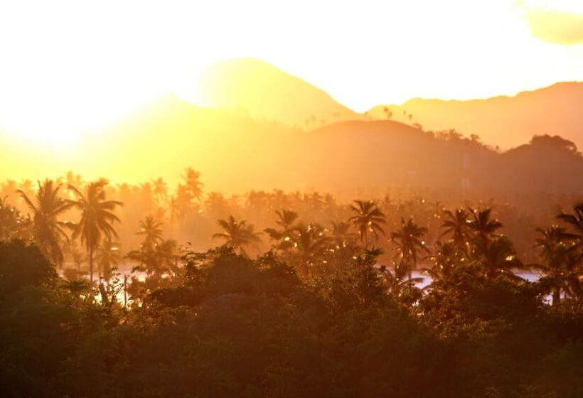 تختخواب و صبحانه El Castillo