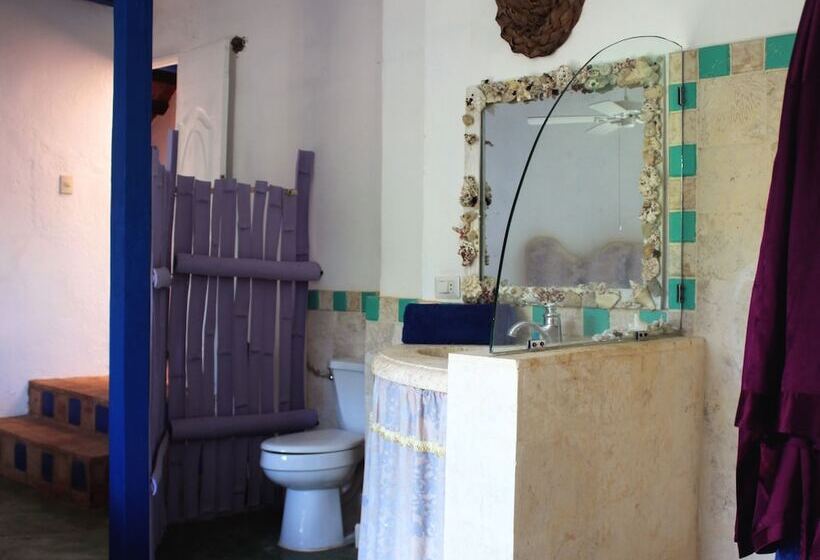 تختخواب و صبحانه El Castillo