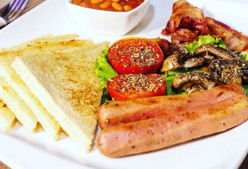 Golden Six Hotel & Restaurant