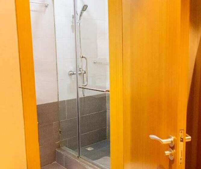 Golden Six Hotel & Restaurant