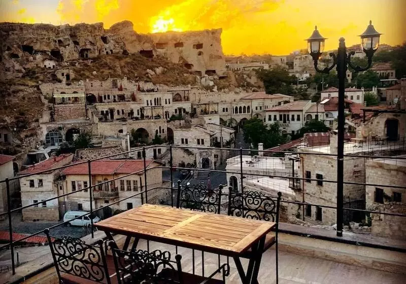 هتل Uzay Cave Suite