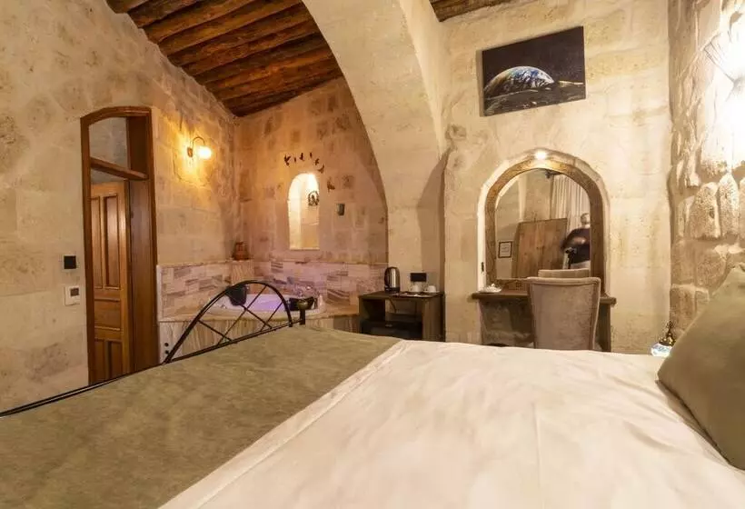 هتل Uzay Cave Suite