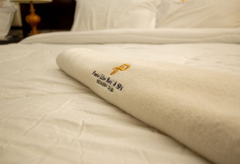 Ports Line Hotel & Spa