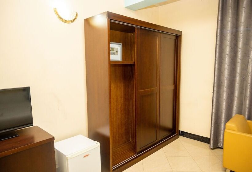 Ports Line Hotel & Spa