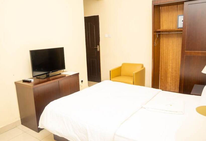 Ports Line Hotel & Spa