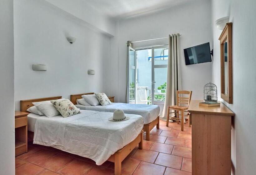 בית מלון כפרי Galini