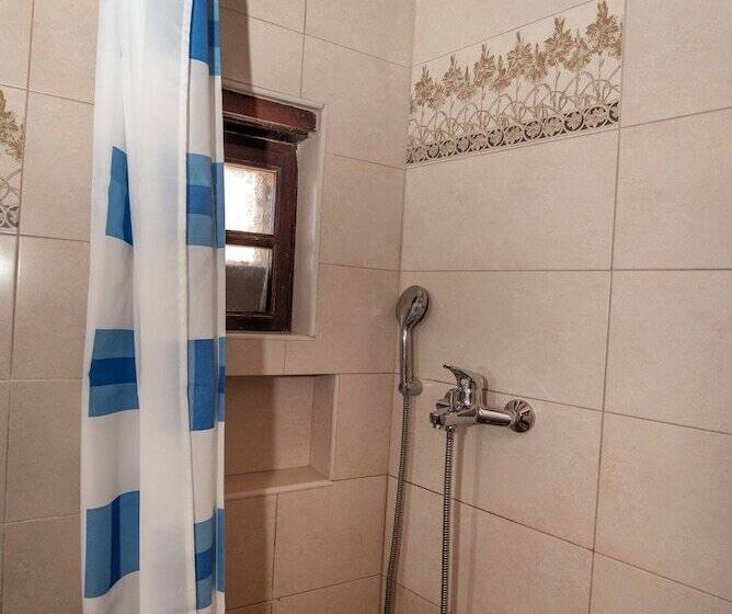 בית מלון כפרי Goulas Traditional Guesthouse