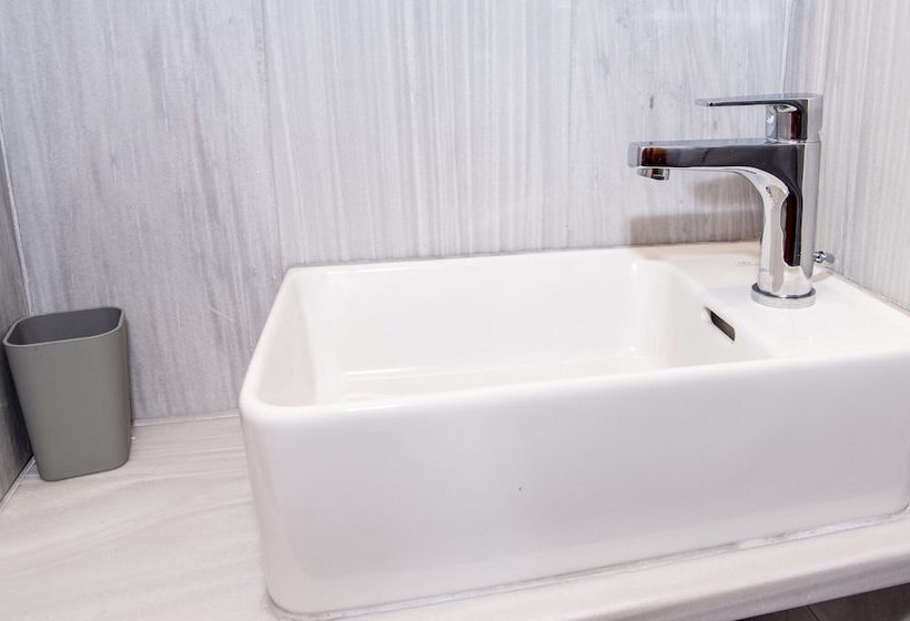 בית מלון כפרי Goulas Traditional Guesthouse