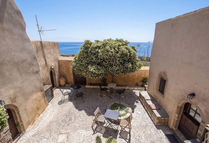 בית מלון כפרי Goulas Traditional Guesthouse