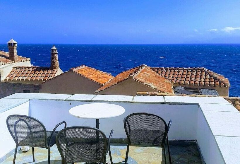 בית מלון כפרי Goulas Traditional Guesthouse