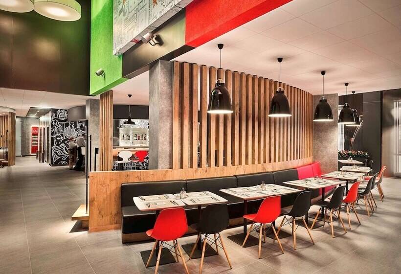 ホテル Ibis Moscow Kievskaya