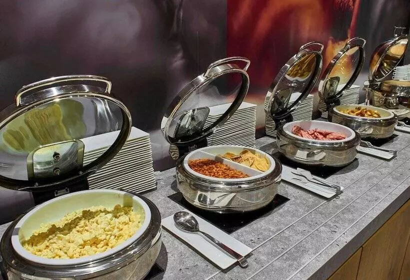 هتل Ibis Moscow Kievskaya