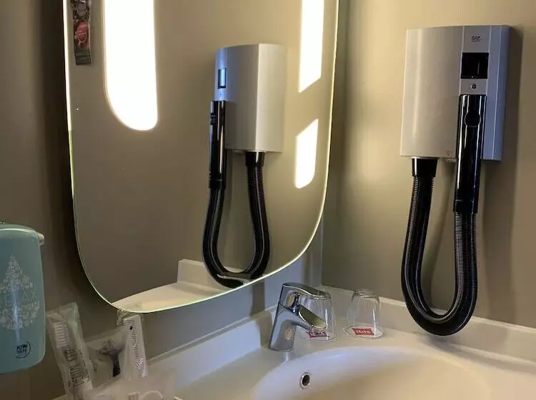 هتل Ibis Moscow Kievskaya