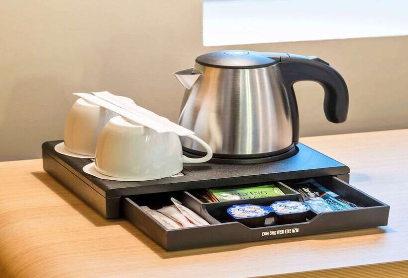 ホテル Ibis Moscow Kievskaya