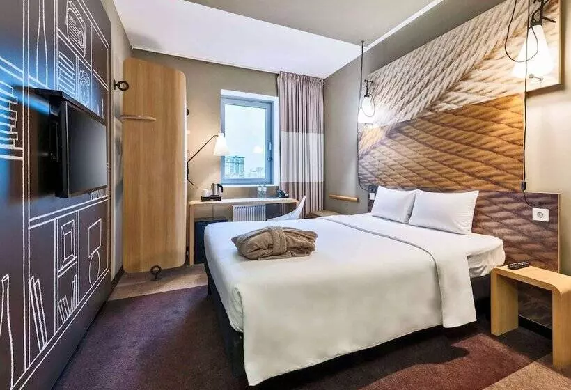 هتل Ibis Moscow Kievskaya