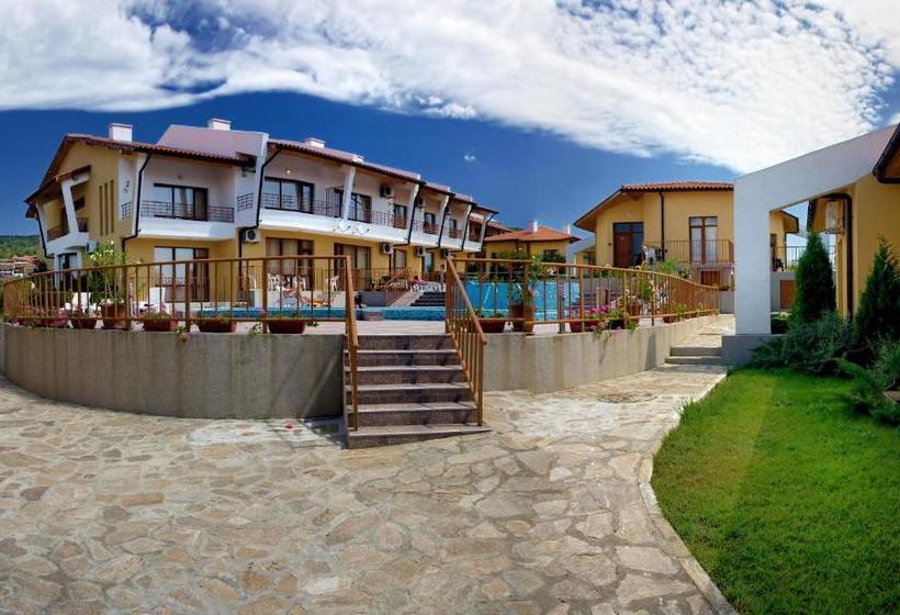 Отель Montemar Villas