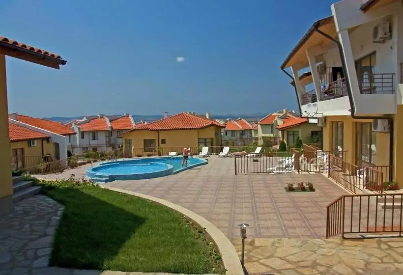 هتل Montemar Villas