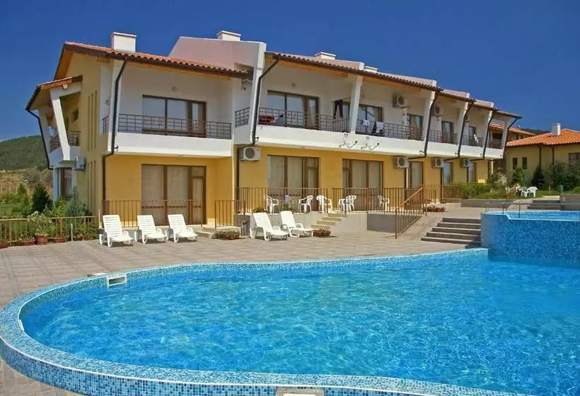 هتل Montemar Villas