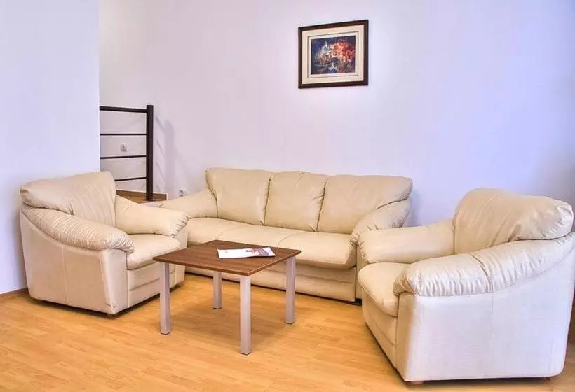 هتل Montemar Villas