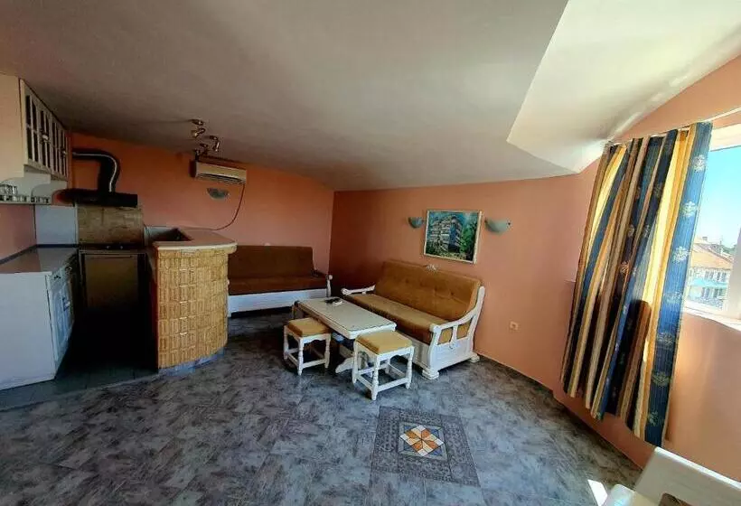 Family Hotel Paros 2