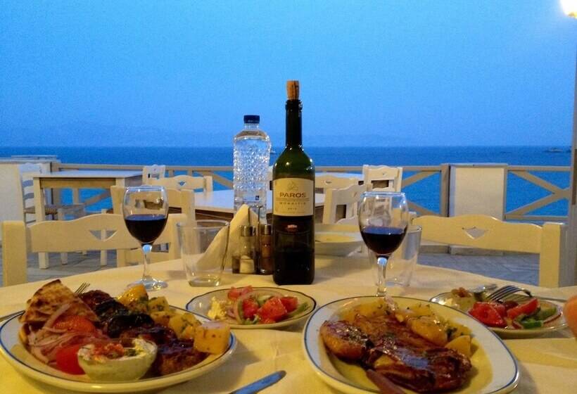 בית מלון כפרי Paros Blue Dolphin