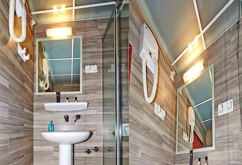 هتل Pettas Apartments