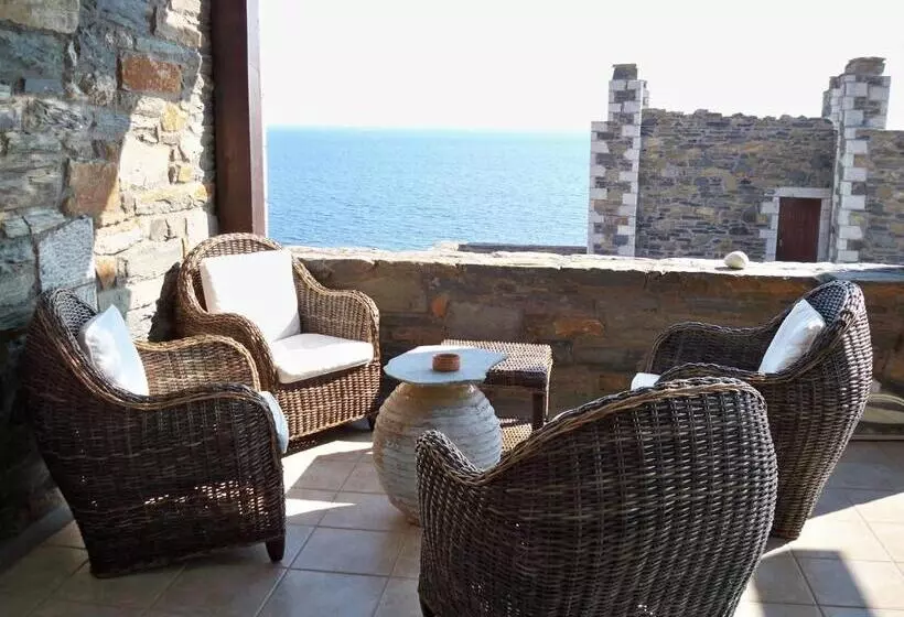 ホテル Porto Mani Suites