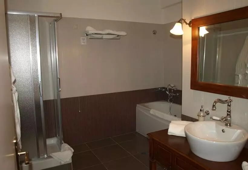 ホテル Porto Mani Suites