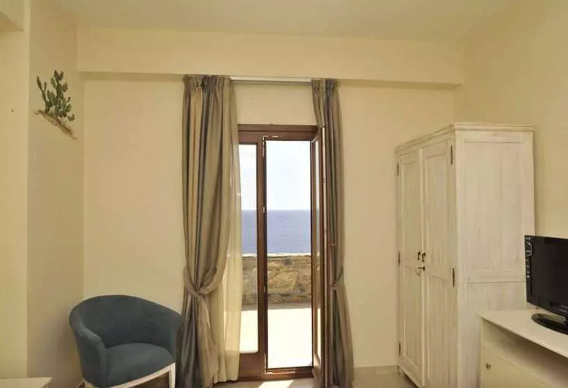 ホテル Porto Mani Suites