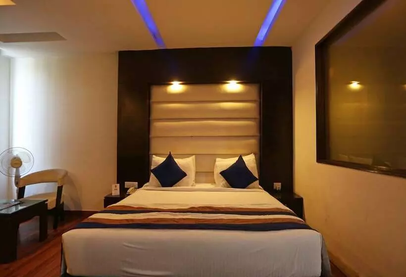Capital O 7331 Hotel Downtown