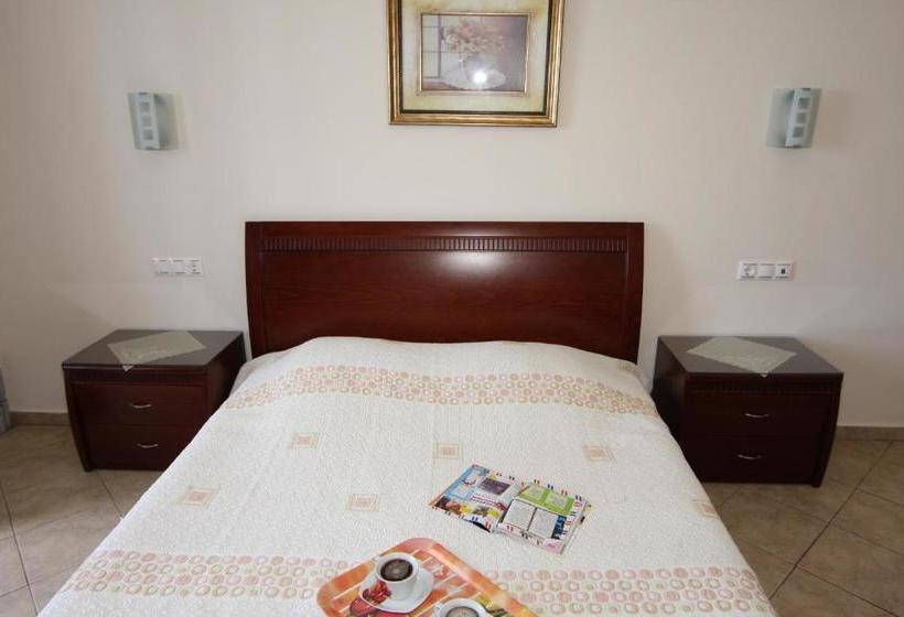 בית מלון כפרי Amalia Studios