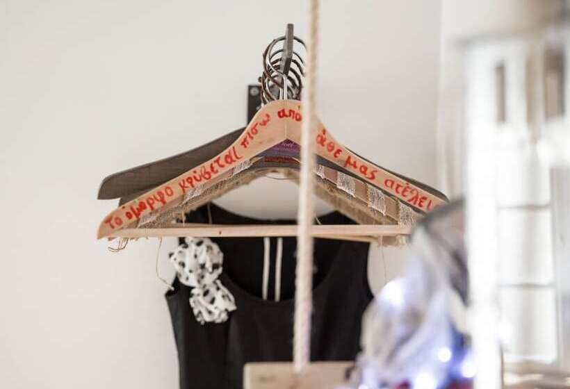 هتل Amymone And Adiandi