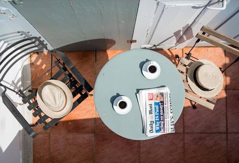 هتل Amymone And Adiandi