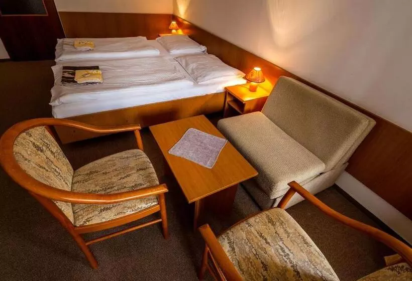Hotel Bezdez Stare Splavy