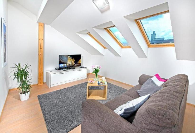 Hôtel Downtown Suites Chlumova