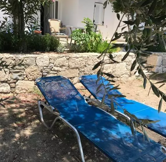 ホテル Elena Bungalows