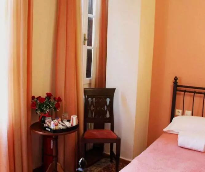 هتل Filyra Pension