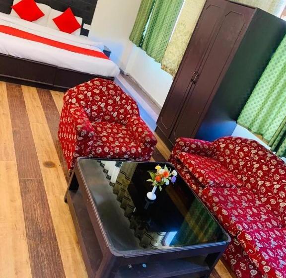 בית מלון כפרי Kalinga Intercontinental