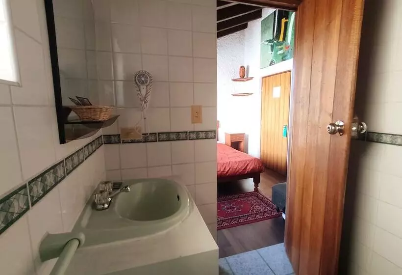 هتل La Casa De Tin Tin