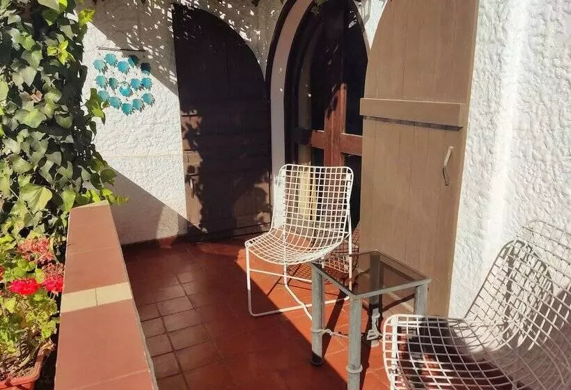 هتل La Casa De Tin Tin