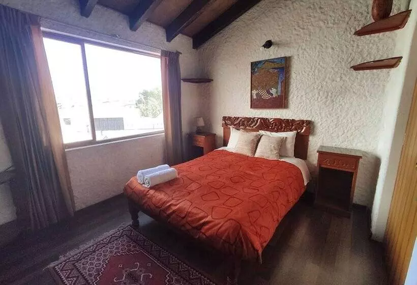 هتل La Casa De Tin Tin